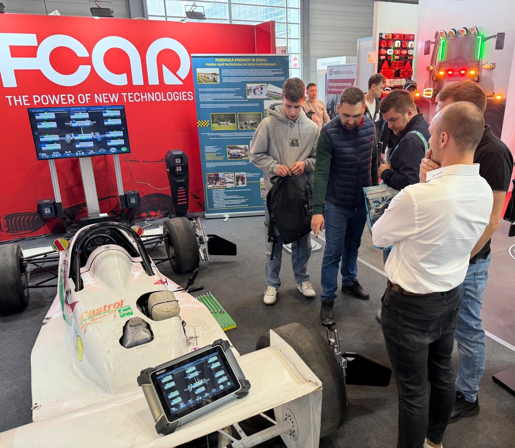 Live FCAR diagnostic demonstration